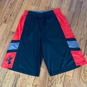 Youth Under Armour Shorts XL EUC high end boutique basketball lacrosse baseball